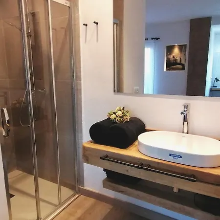 아파트 2 Bedroom With Terrace